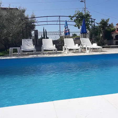 With A Swimming Pool Zbandaj, - 14154 Apartamento