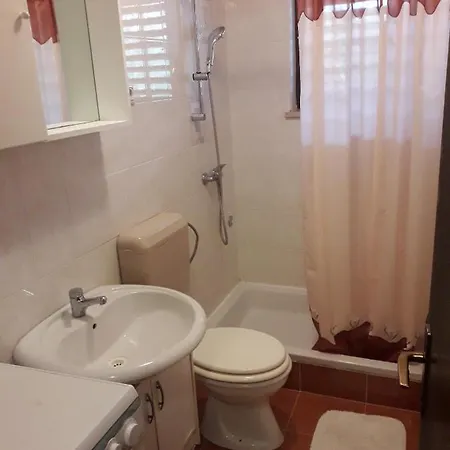 With A Swimming Pool Zbandaj, - 14154 Apartamento *