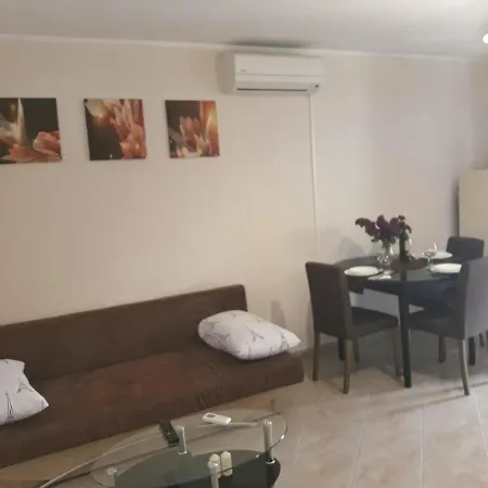 With A Swimming Pool Zbandaj, - 14154