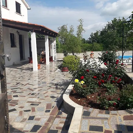 With A Swimming Pool Zbandaj, - 14154 Lejlighed